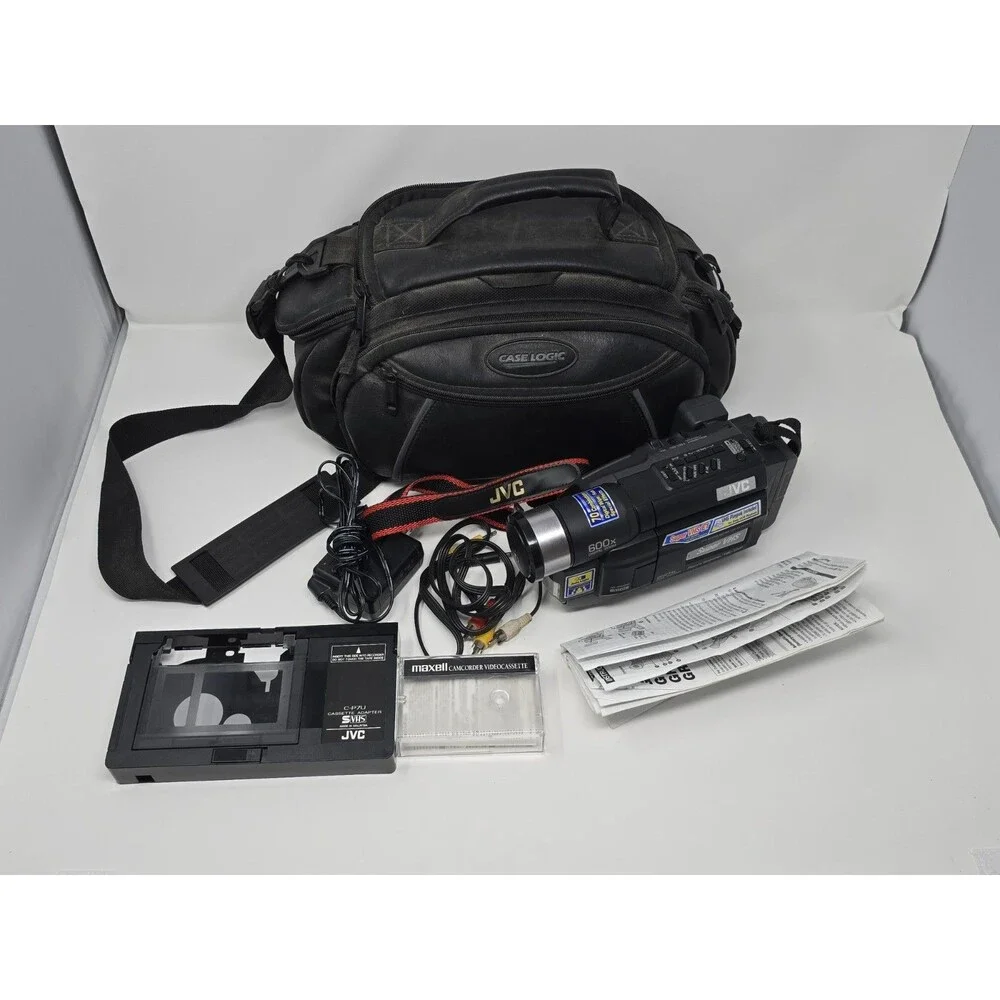 JVC GR-SXM240 Super VHS SVHS S-VHS SVHSC Camcorder Untested READ Carrying Bag